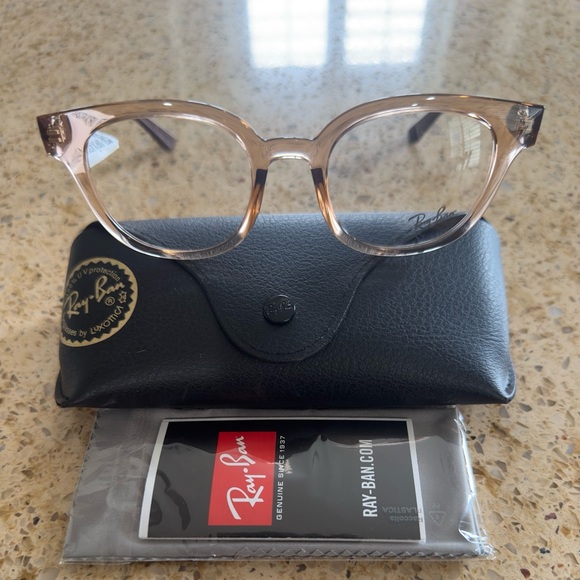 Ray-Ban - Picture 2 of 6